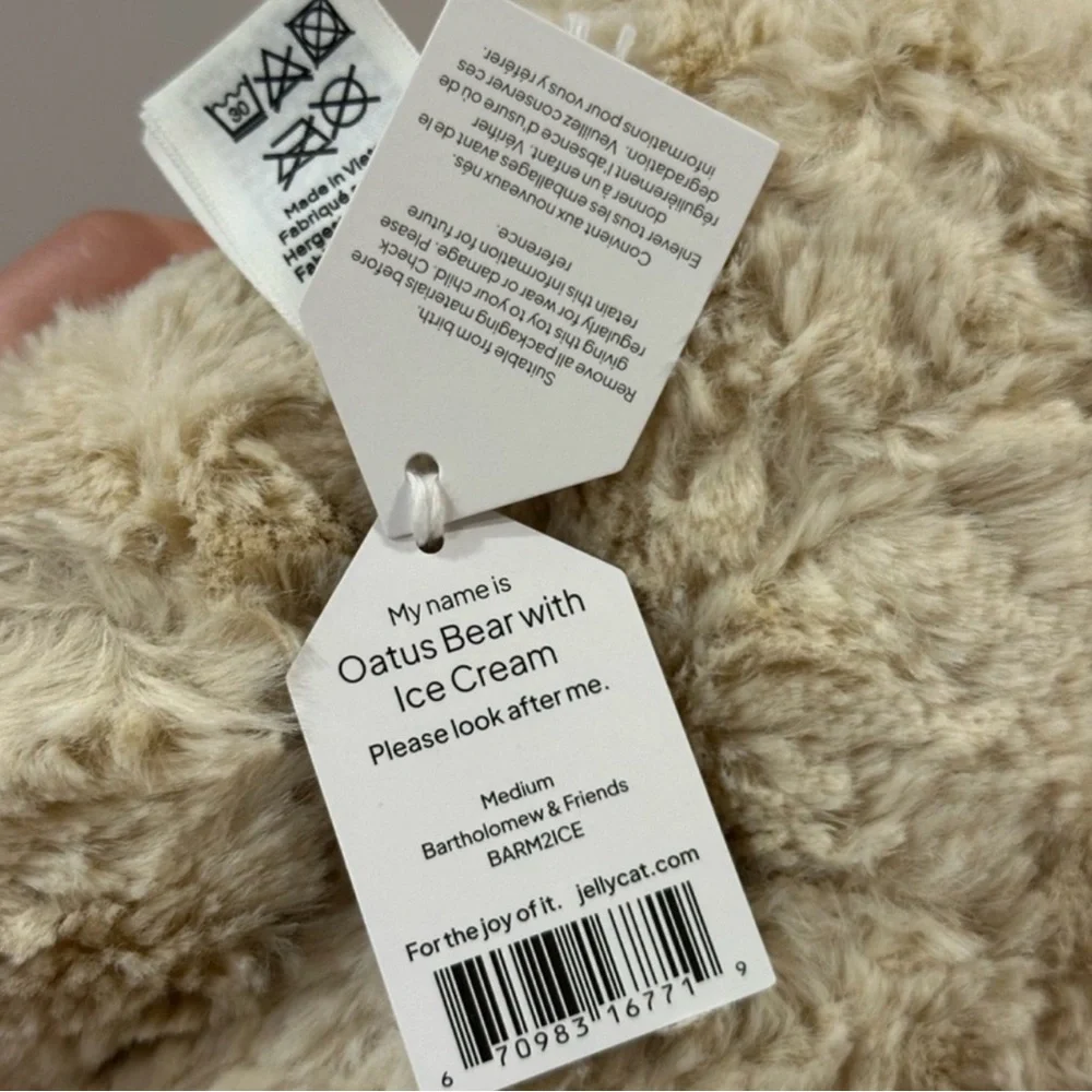 Authentic Jellycat NYC Exclusive Oatus Bear With Ice Cream - Picture 6 of 6